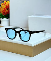Sunglass black