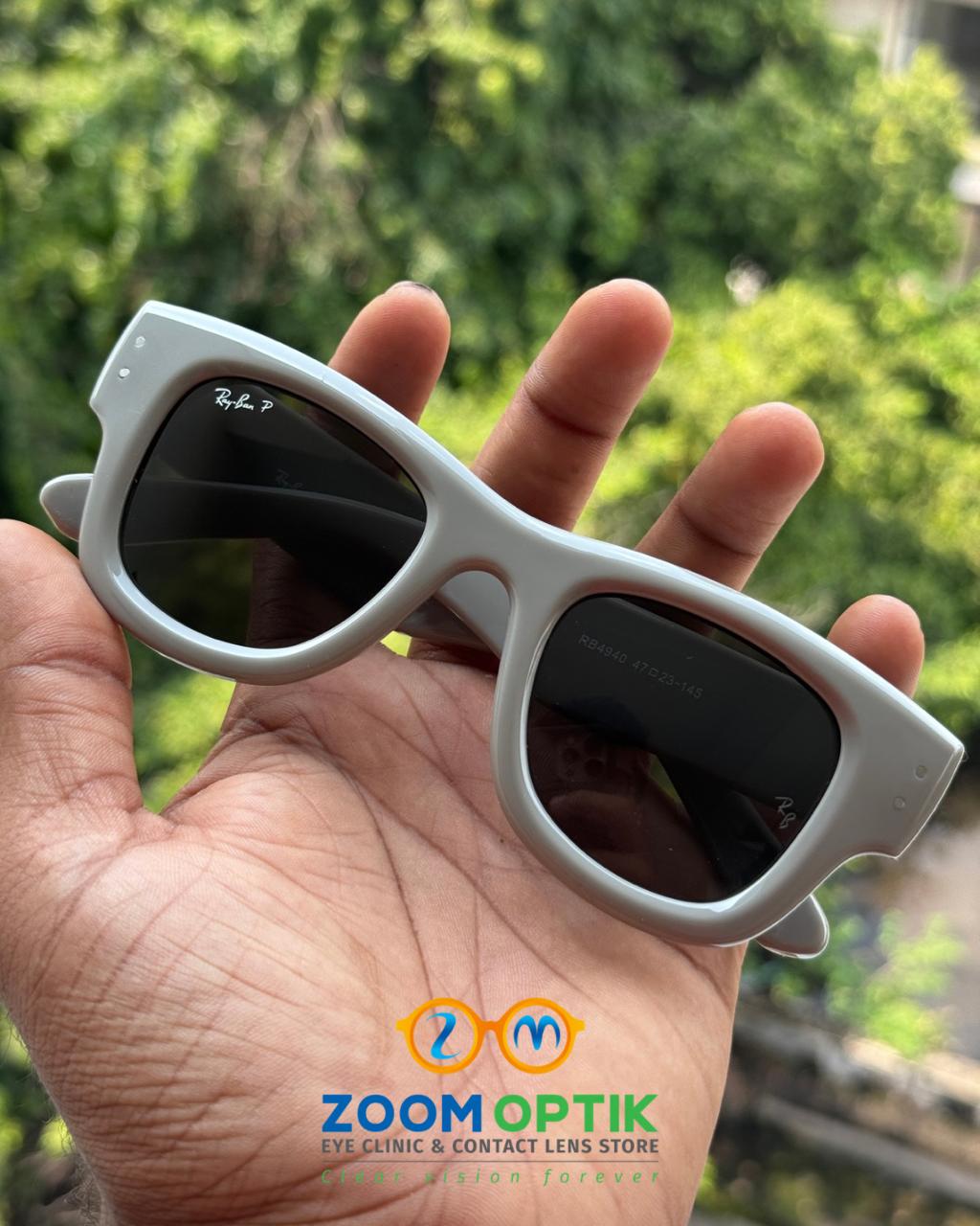 Grey Thick Frame Polarized Sunglasses